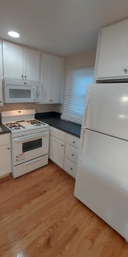 5434 Wasena Kitchen